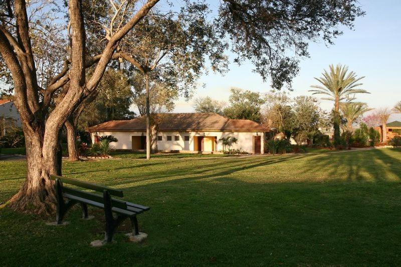 Nir Etzion Resort Ein Hod Kültér fotó