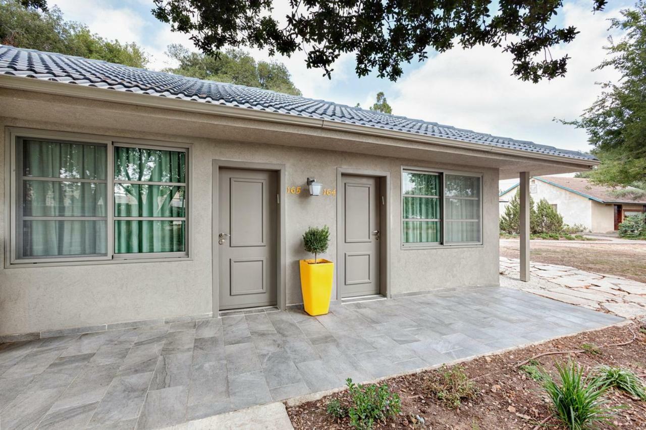 Nir Etzion Resort Ein Hod Kültér fotó
